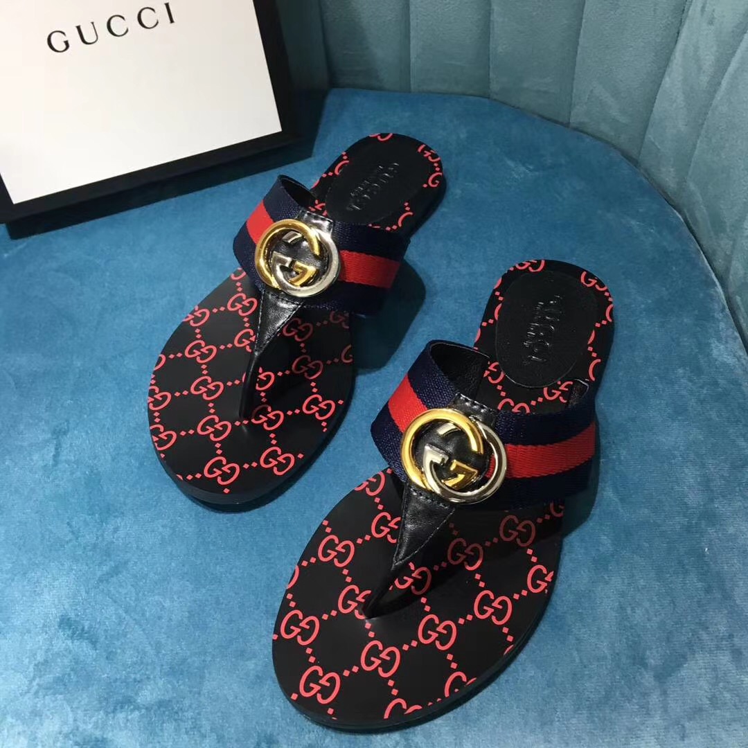 Gucci Women's GG Web Thong Sandals - EUR FASHION
