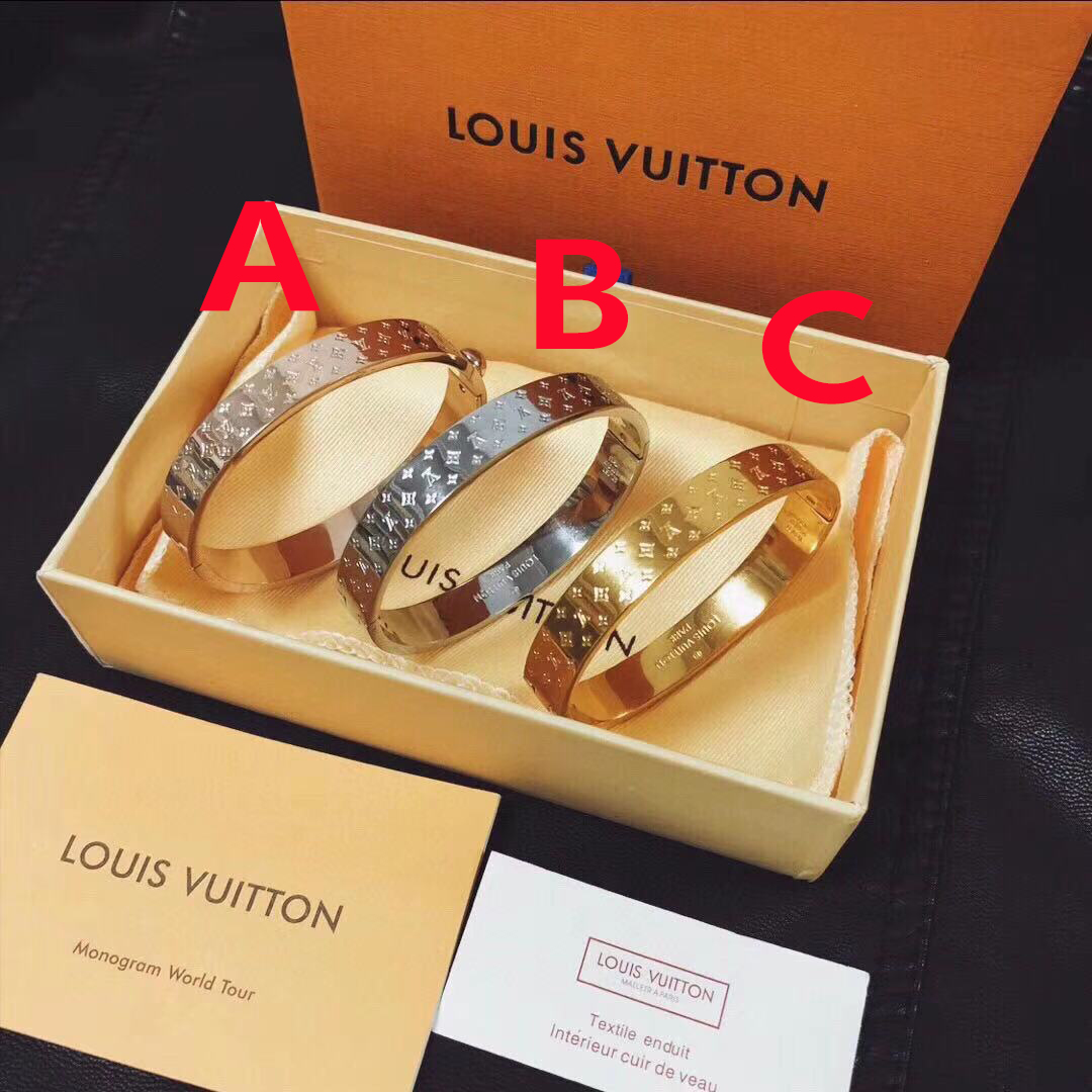 Louis Vuitton Monogram Bracelet - EUR FASHION