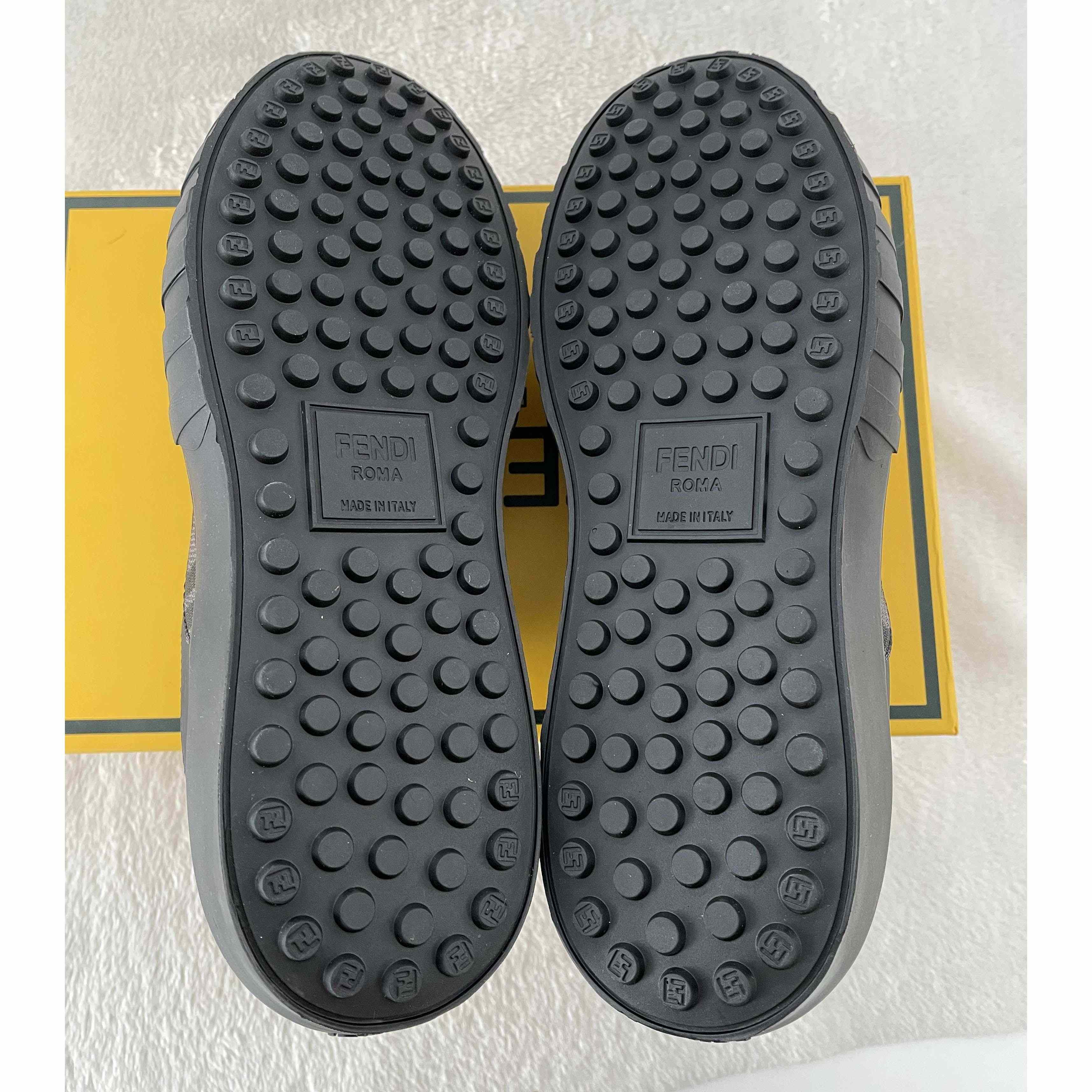 Fendi FF Black Fabric Low-tops Sneaker - EUR FASHION