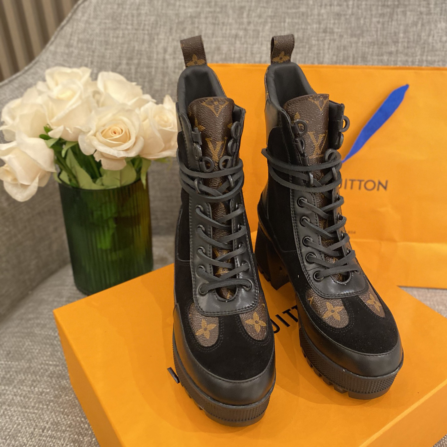 Louis Vuitton Laureate Desert Boot - EUR FASHION