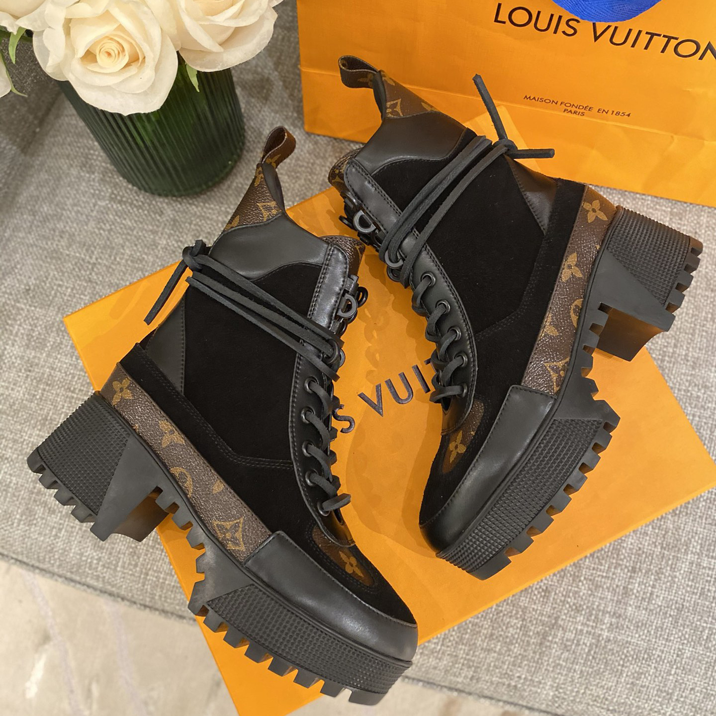 Louis Vuitton Laureate Desert Boot - EUR FASHION