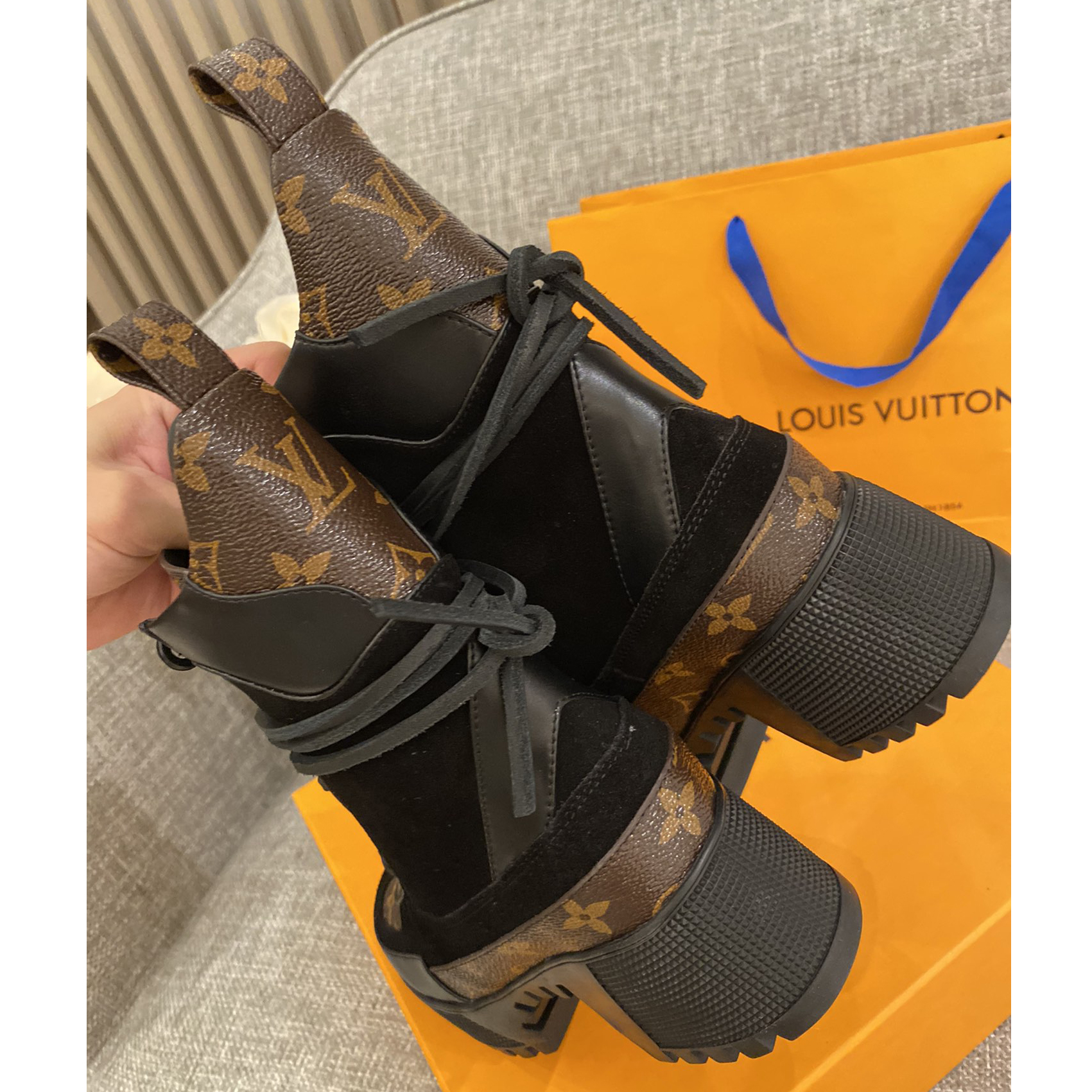 Louis Vuitton Laureate Desert Boot - EUR FASHION