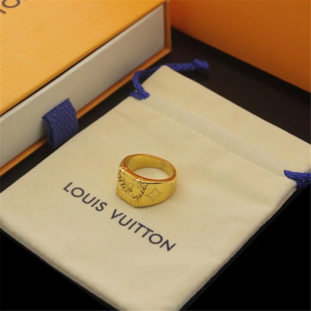 Louis Vuitton Logo Ring - EUR FASHION