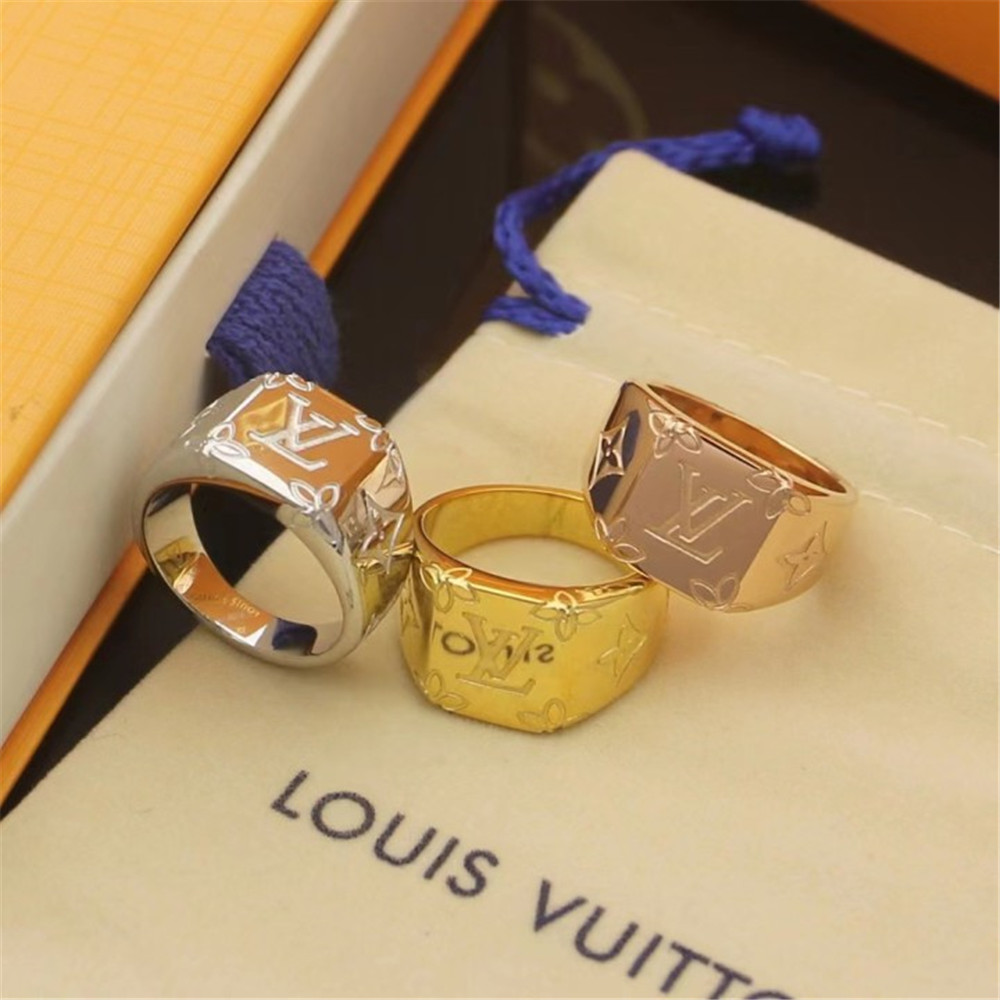 Louis Vuitton Logo Ring - EUR FASHION