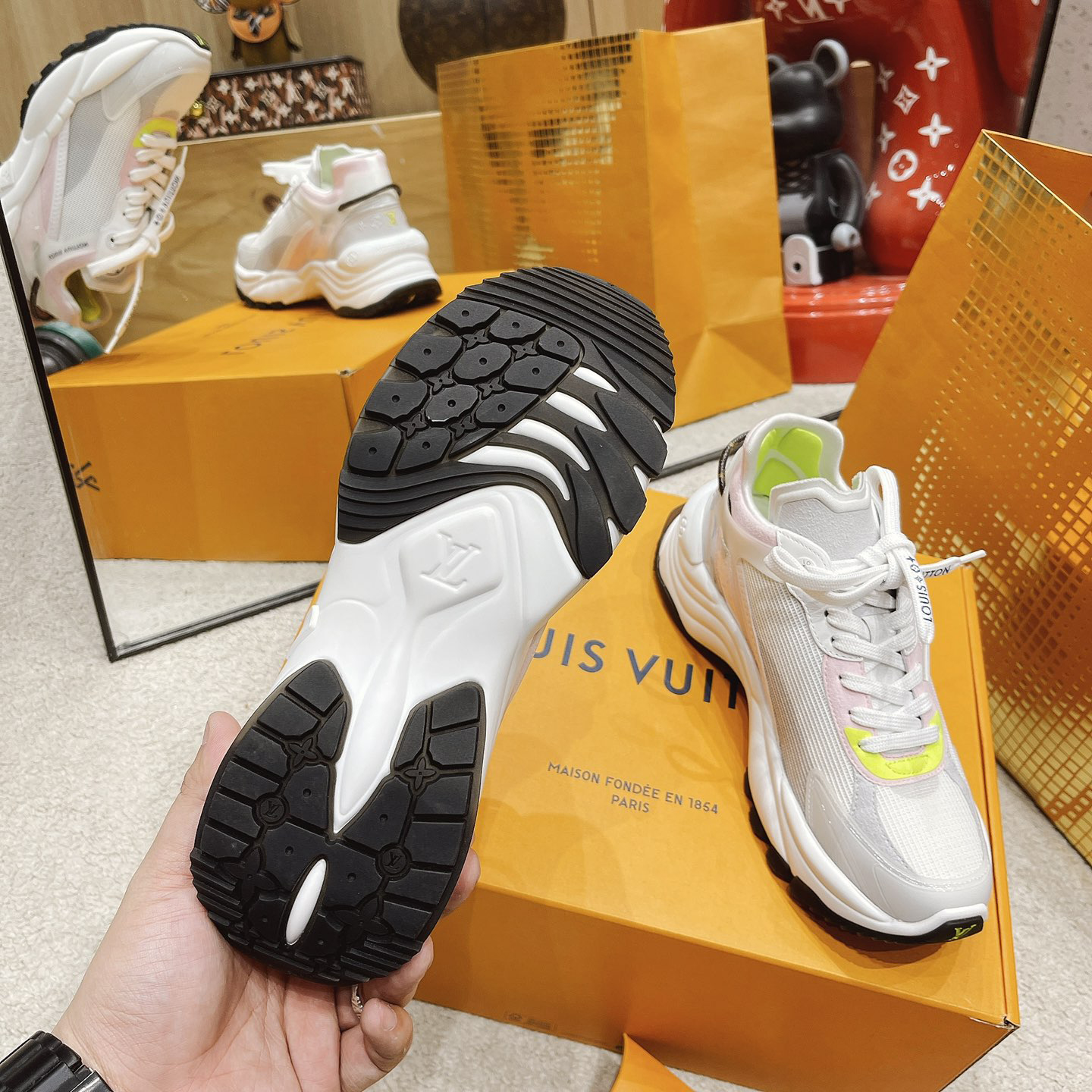 Louis Vuitton Run 55 Sneaker In Grey - EUR FASHION