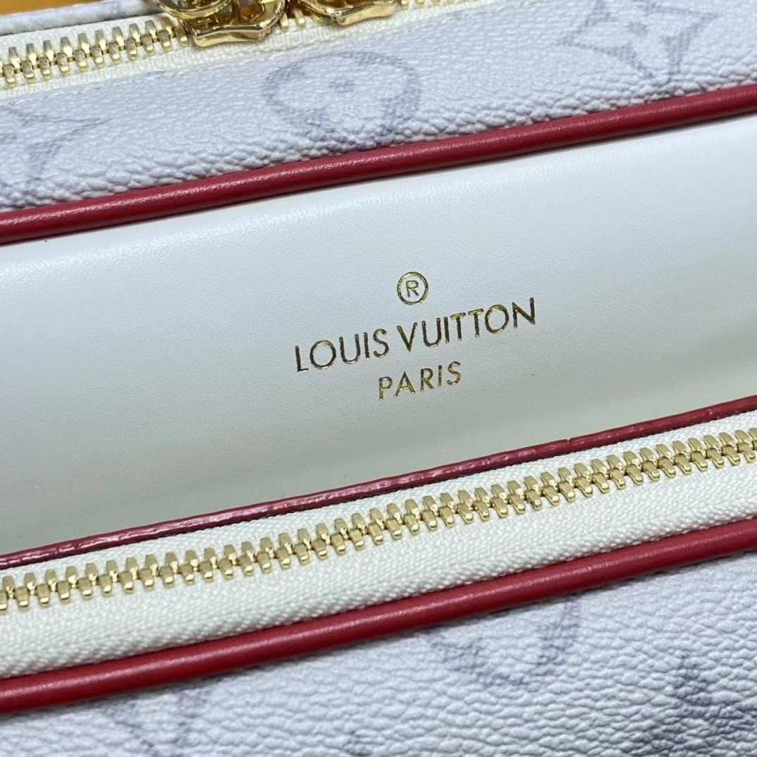 Louis Vuitton NBA Nil  Messenger(29.5-21.5-12CM) - EUR FASHION