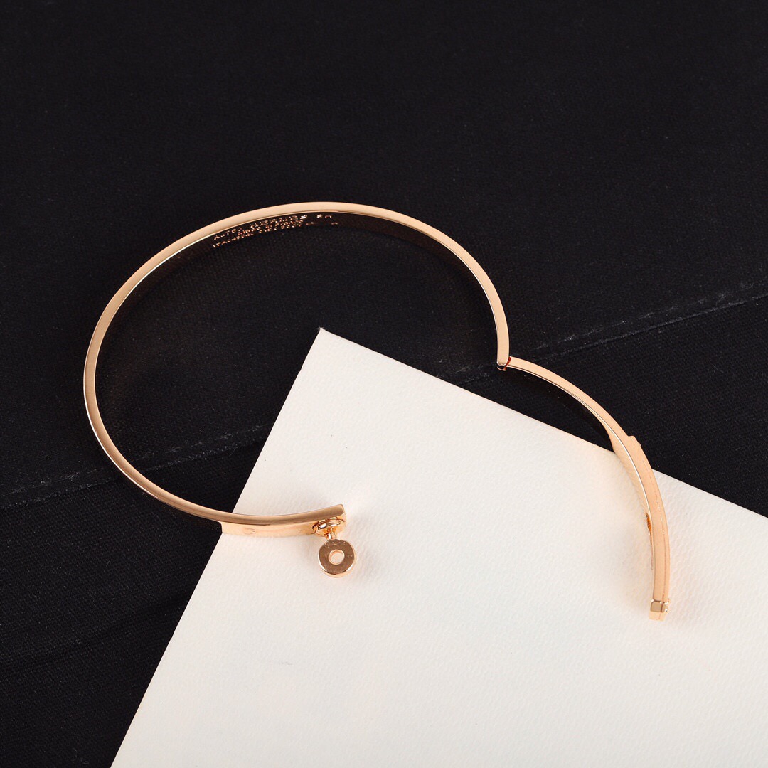 Hermes Bracelets  - EUR FASHION