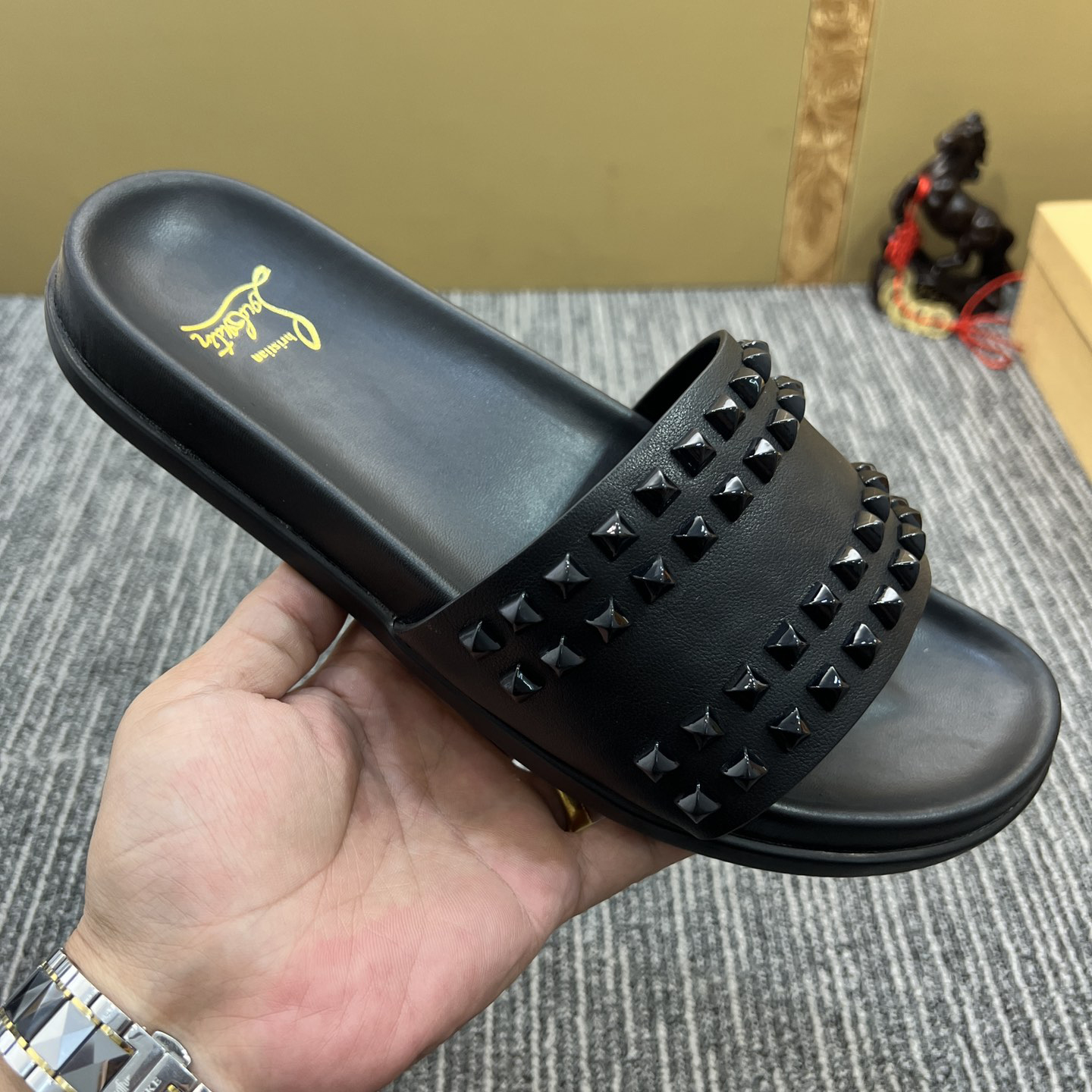 Christian Louboutin  Men Slippers Flats - EUR FASHION
