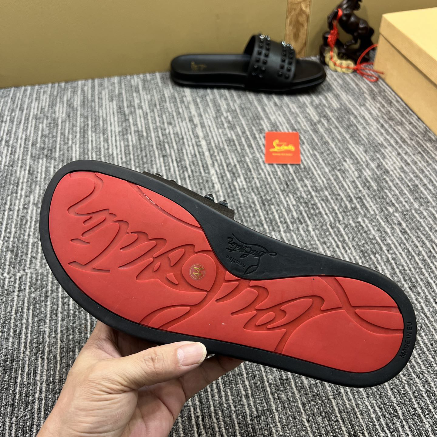 Christian Louboutin  Men Slippers Flats - EUR FASHION