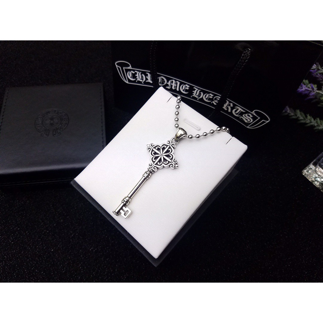 Chrome Heart Cross Necklace - EUR FASHION
