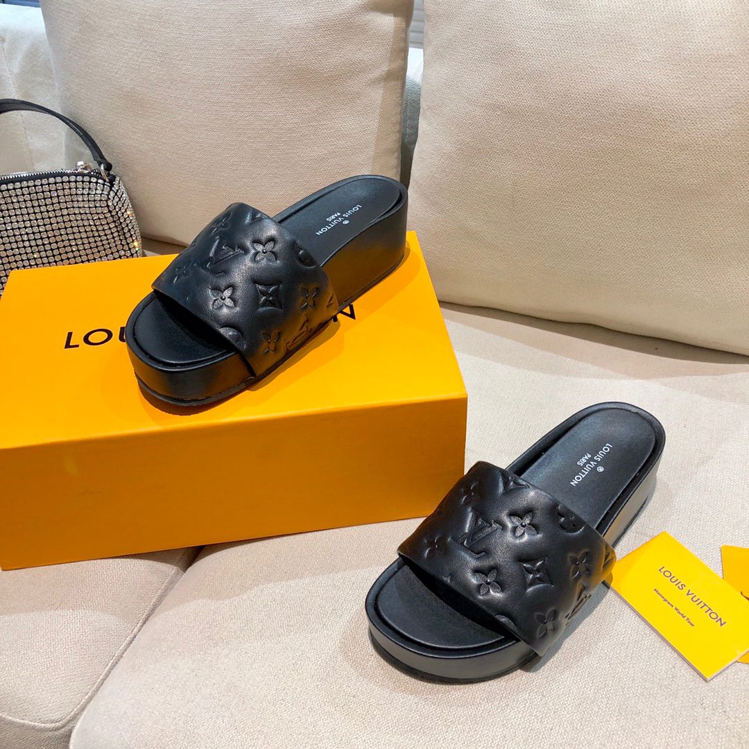 Louis Vuitton Slides - EUR FASHION
