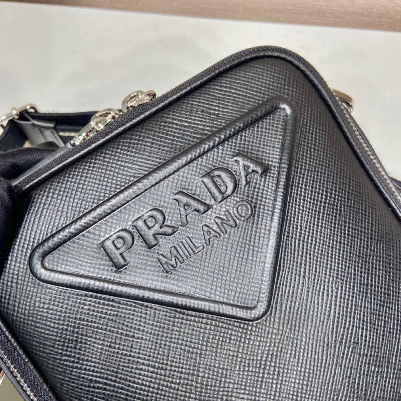 Prada Leather Shoulder Bag（19-16-5.5CM） - EUR FASHION