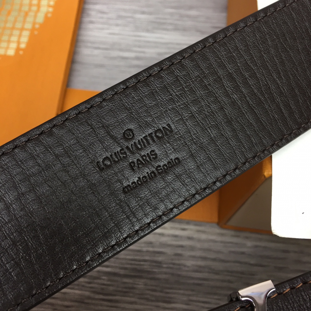 Louis Vuitton Shape 40MM Reversible Belt - EUR FASHION