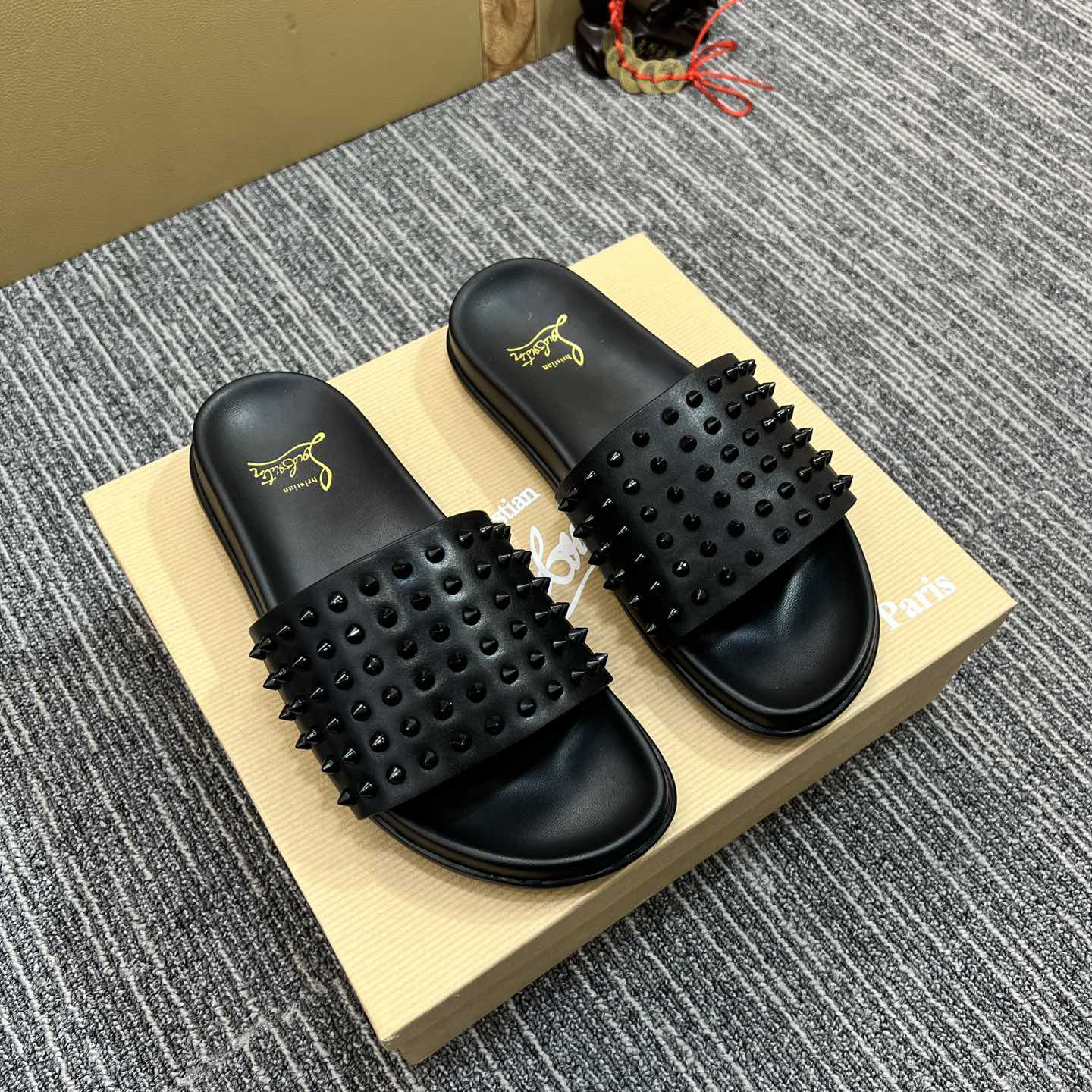 Christian Louboutin  Men Slippers Flats - EUR FASHION