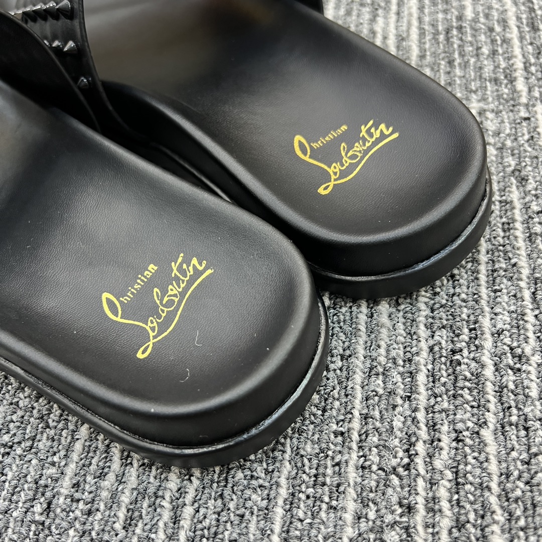 Christian Louboutin  Men Slippers Flats - EUR FASHION