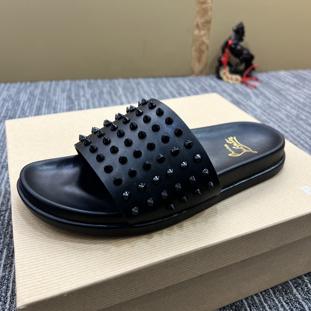 Christian Louboutin  Men Slippers Flats - EUR FASHION
