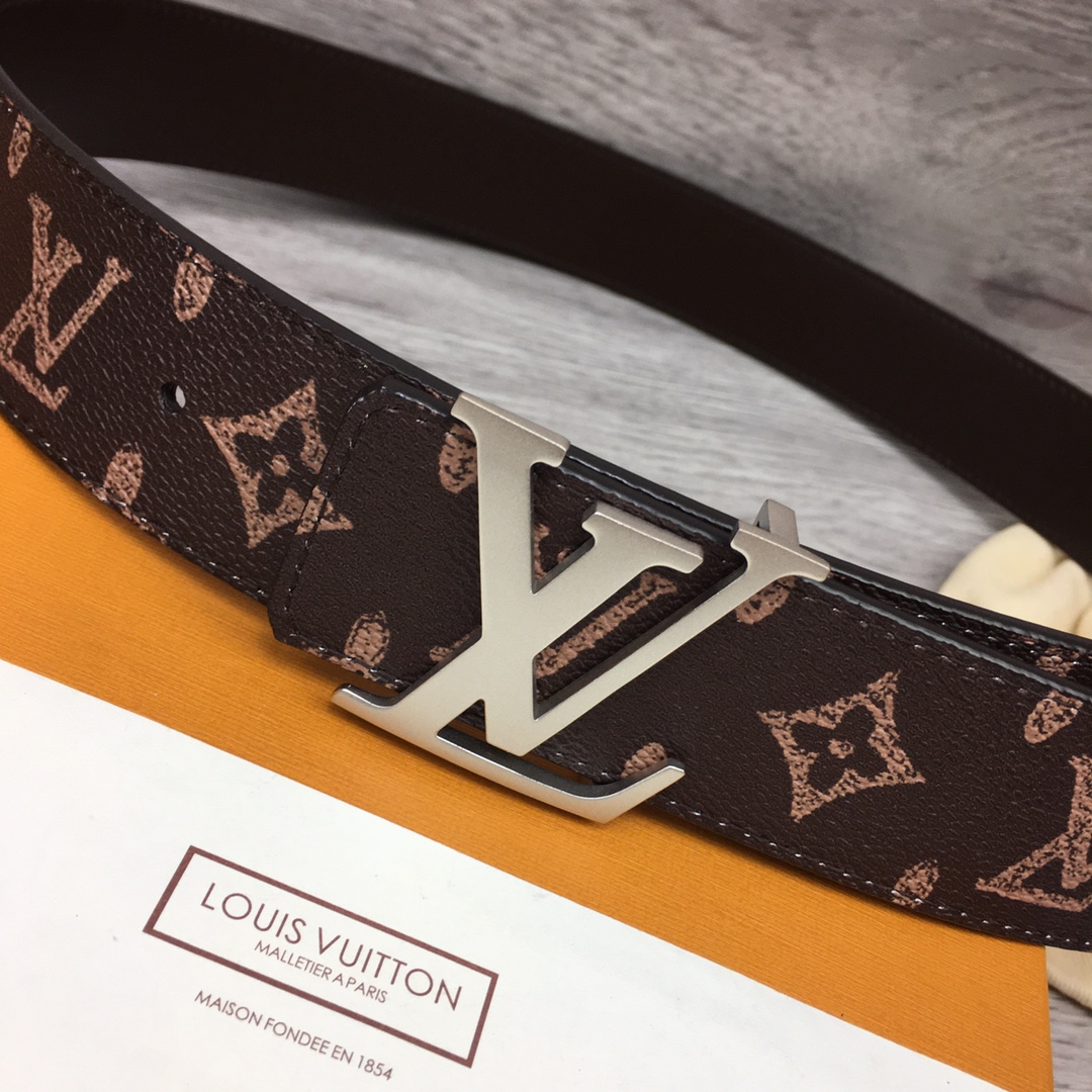 Louis Vuitton Shape 40MM Reversible Belt - EUR FASHION