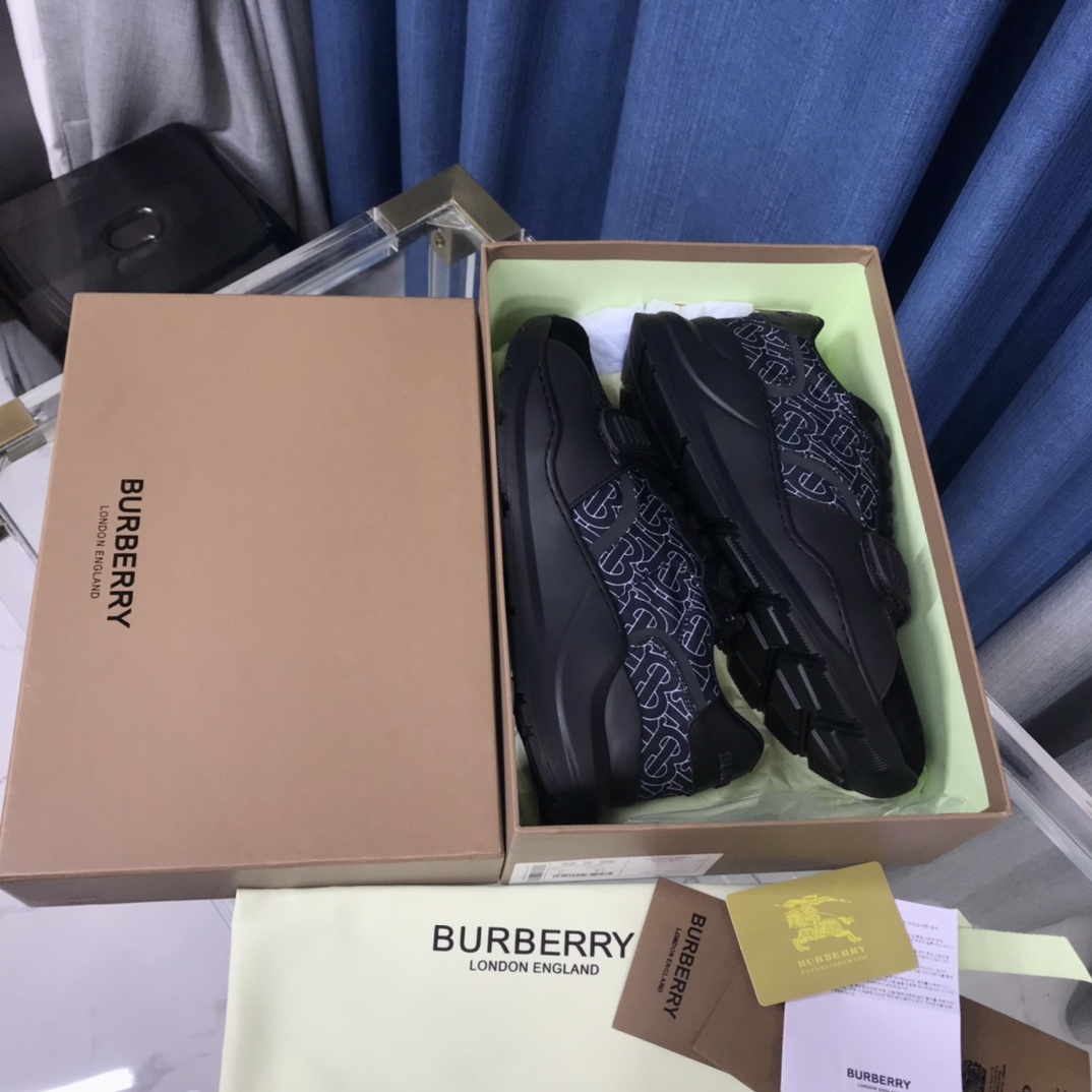 Burberry Check Cotton Canvas And Leather Sneakers - EUR FASHION