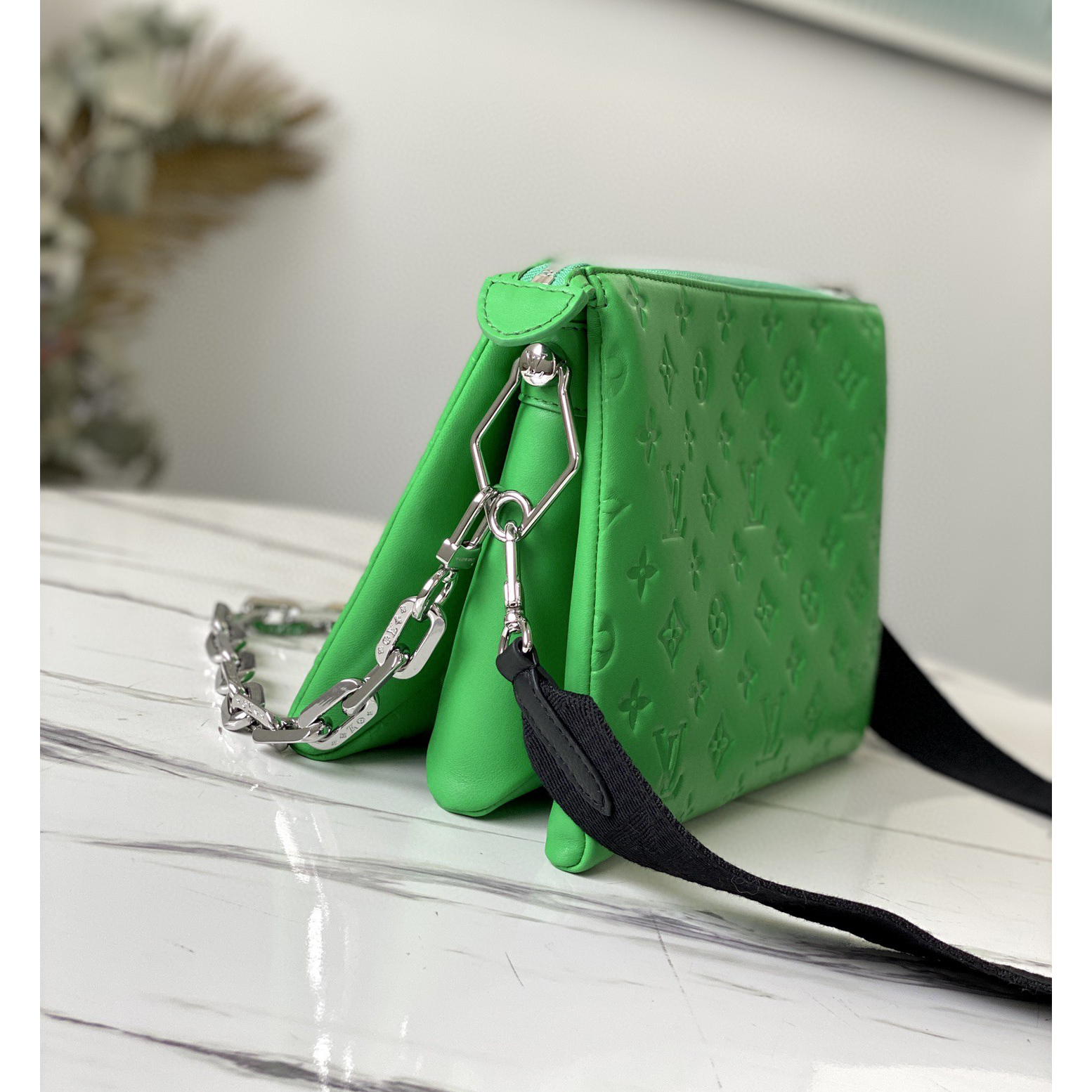 Louis Vuitton  Handbag （26*20*12cm） - EUR FASHION