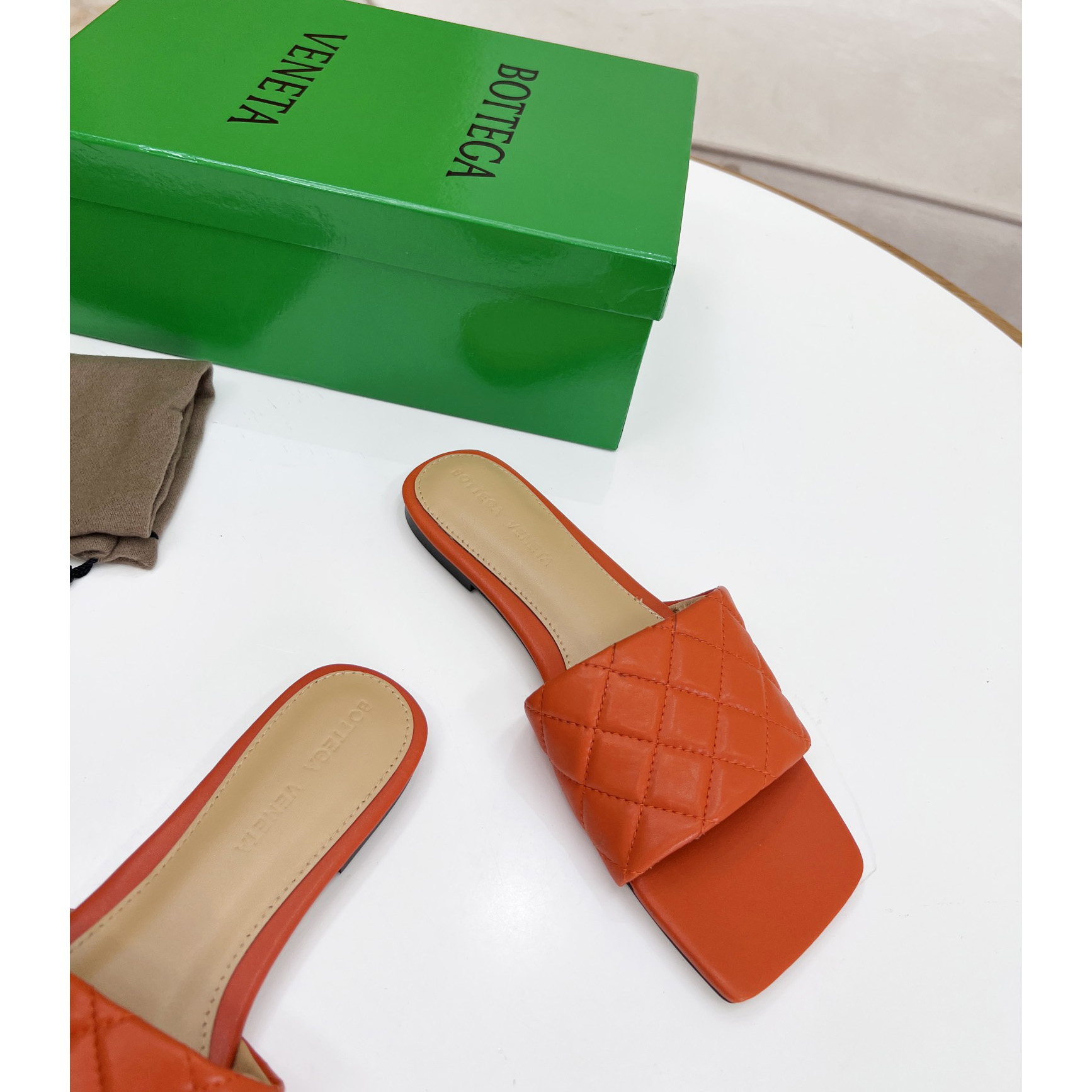 Bottega Veneta Padded Leather Sandals - EUR FASHION