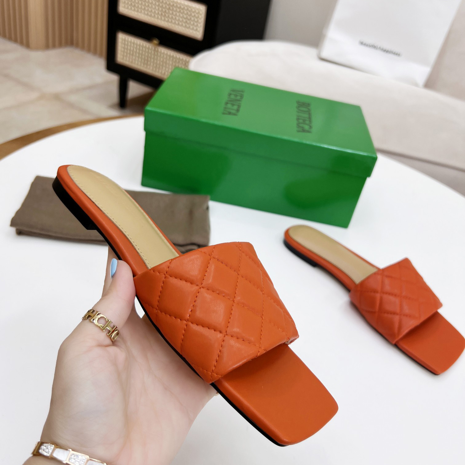 Bottega Veneta Padded Leather Sandals - EUR FASHION