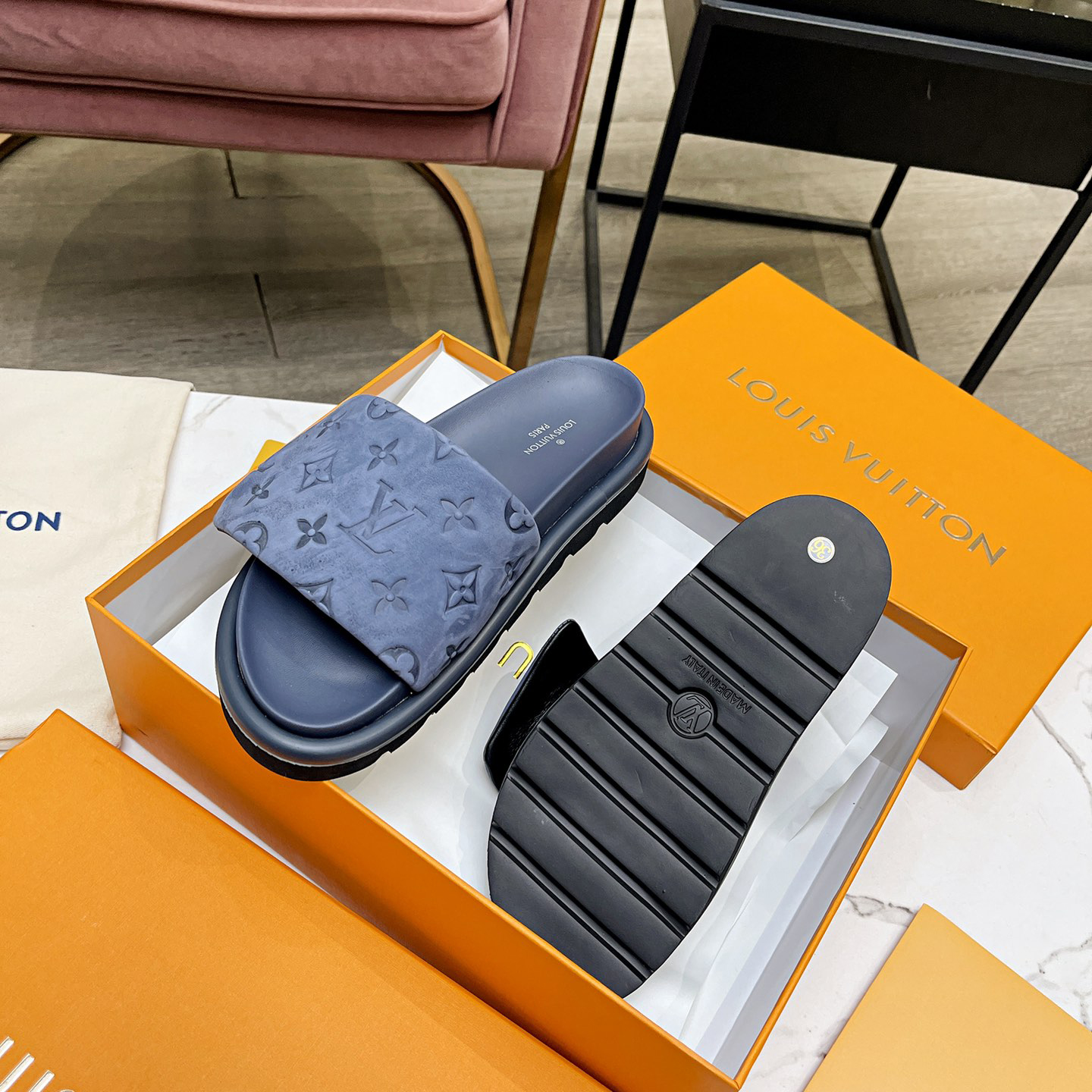 Louis Vuitton Pool Pillow Comfort Mules - EUR FASHION