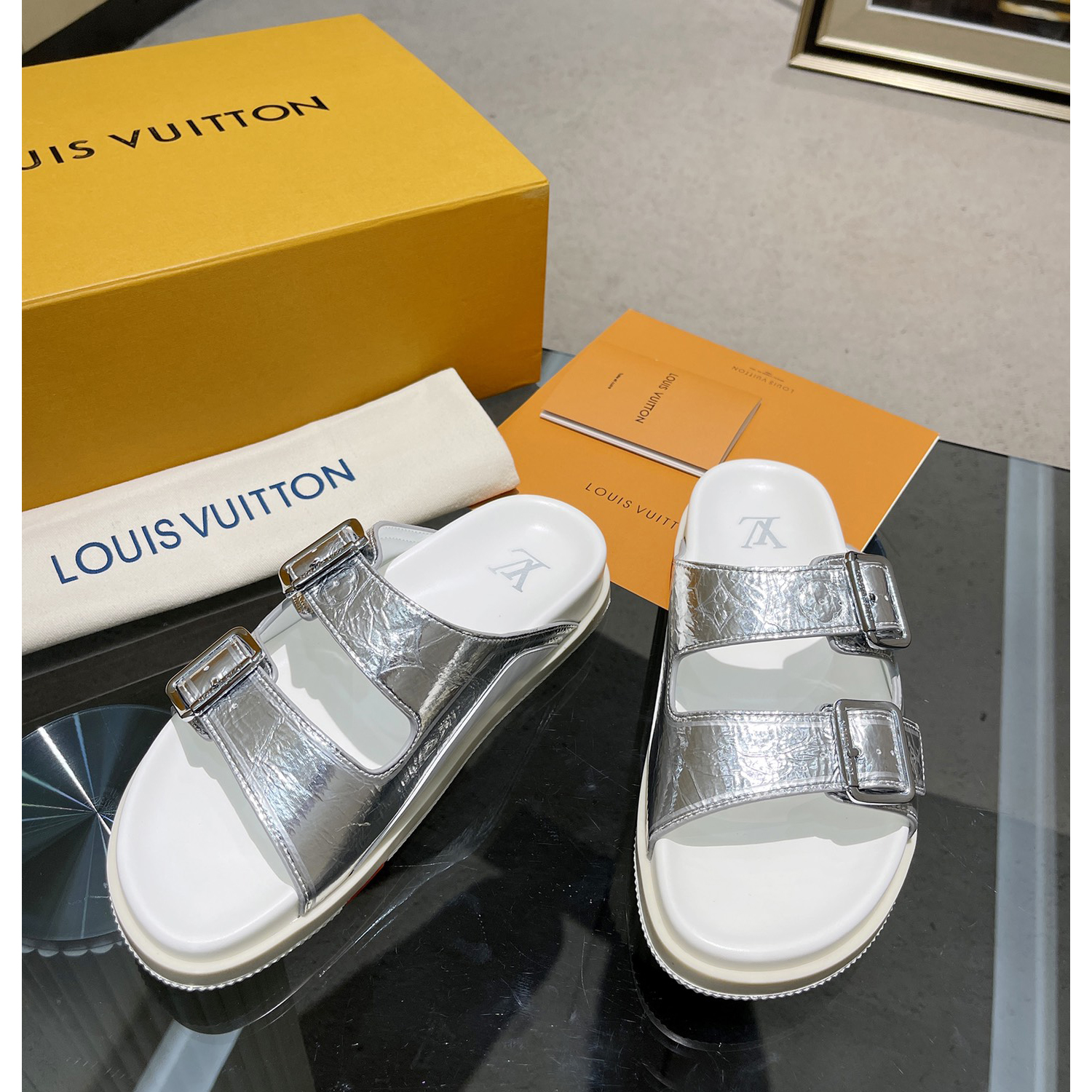 Louis Vuitton Men's Trainer Slippers - EUR FASHION