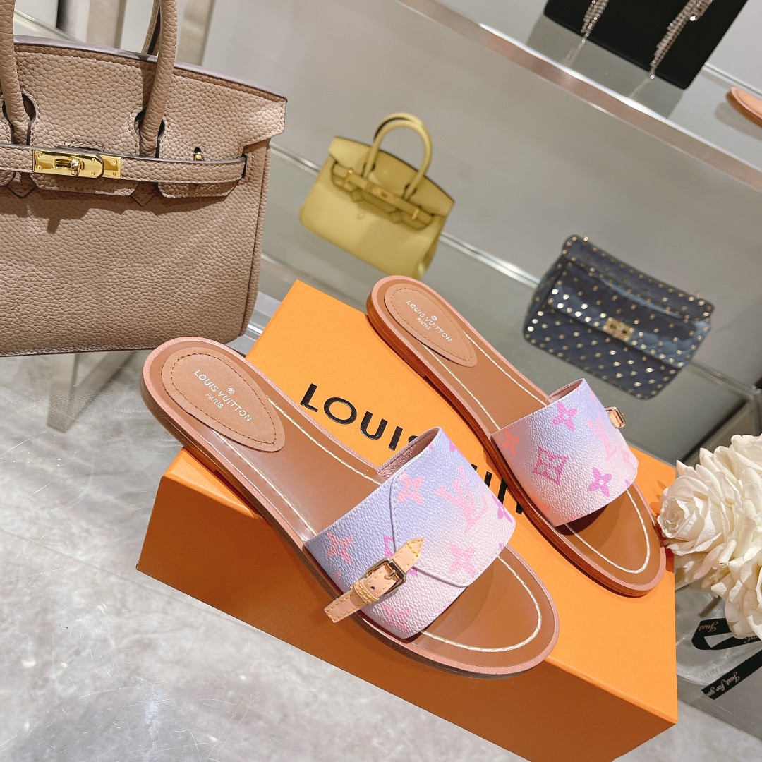 Louis Vuitton Lock It Flat Mule - EUR FASHION