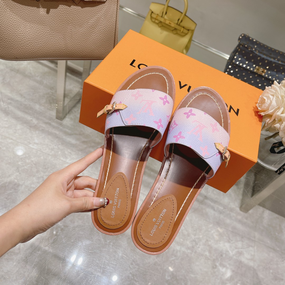 Louis Vuitton Lock It Flat Mule - EUR FASHION