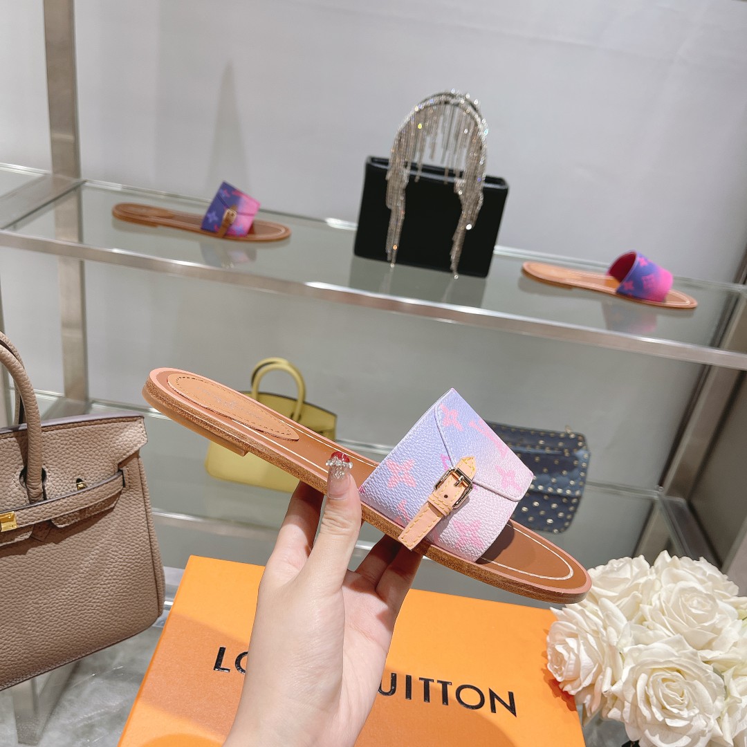 Louis Vuitton Lock It Flat Mule - EUR FASHION