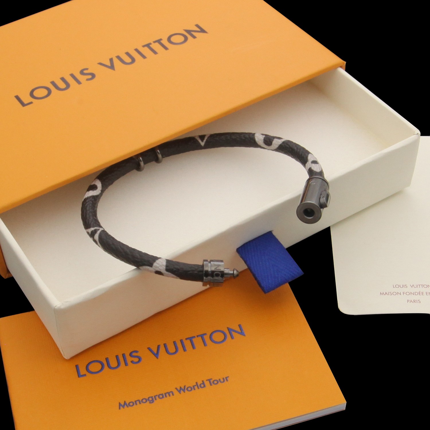 Louis Vuitton Hang It LV Fruits Bracelet - EUR FASHION