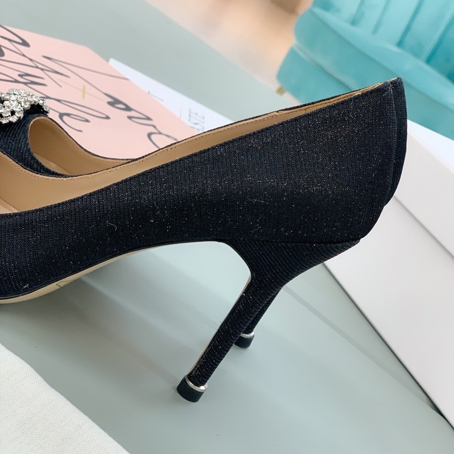 Manolo Blahnik Black Hangisi Pumps With Buckle - EUR FASHION