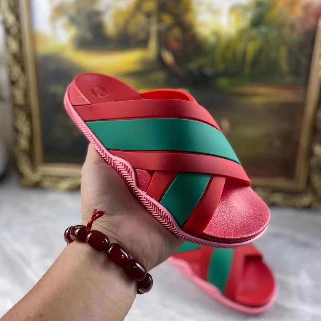 Gucci  Slide Sandals With Web - EUR FASHION