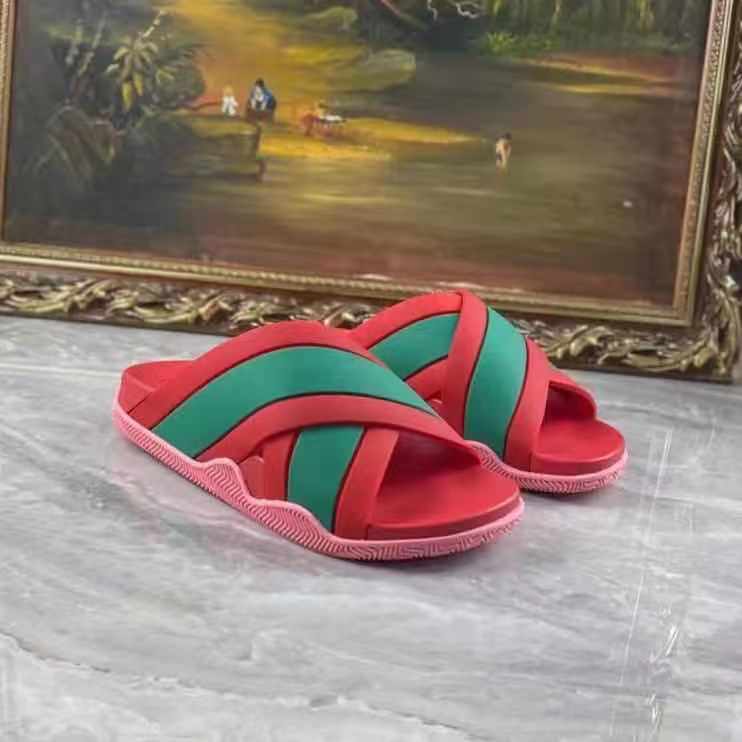 Gucci  Slide Sandals With Web - EUR FASHION