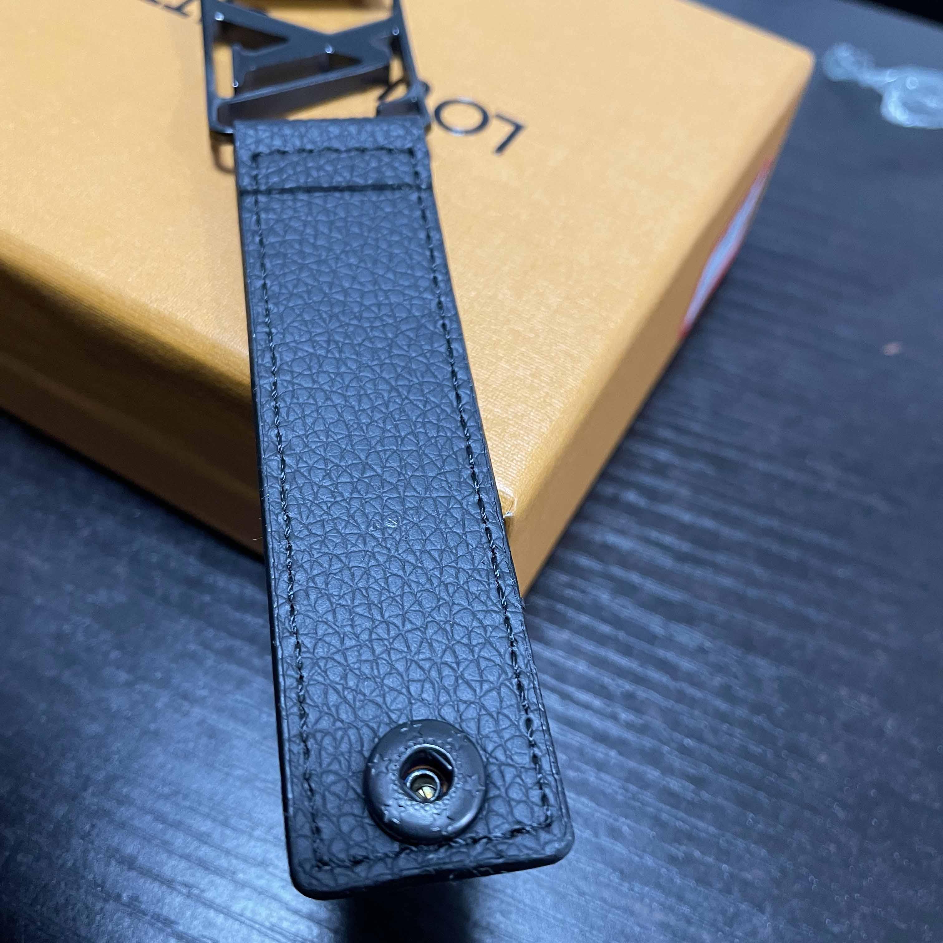 Louis Vuitton Monogram Leather Bracelet - EUR FASHION