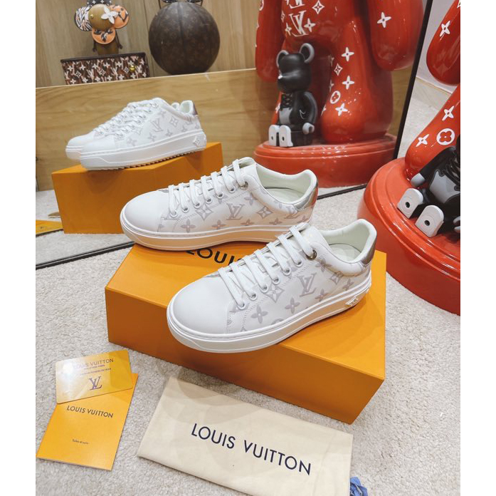 Louis Vuitton Monogram Sneaker - EUR FASHION