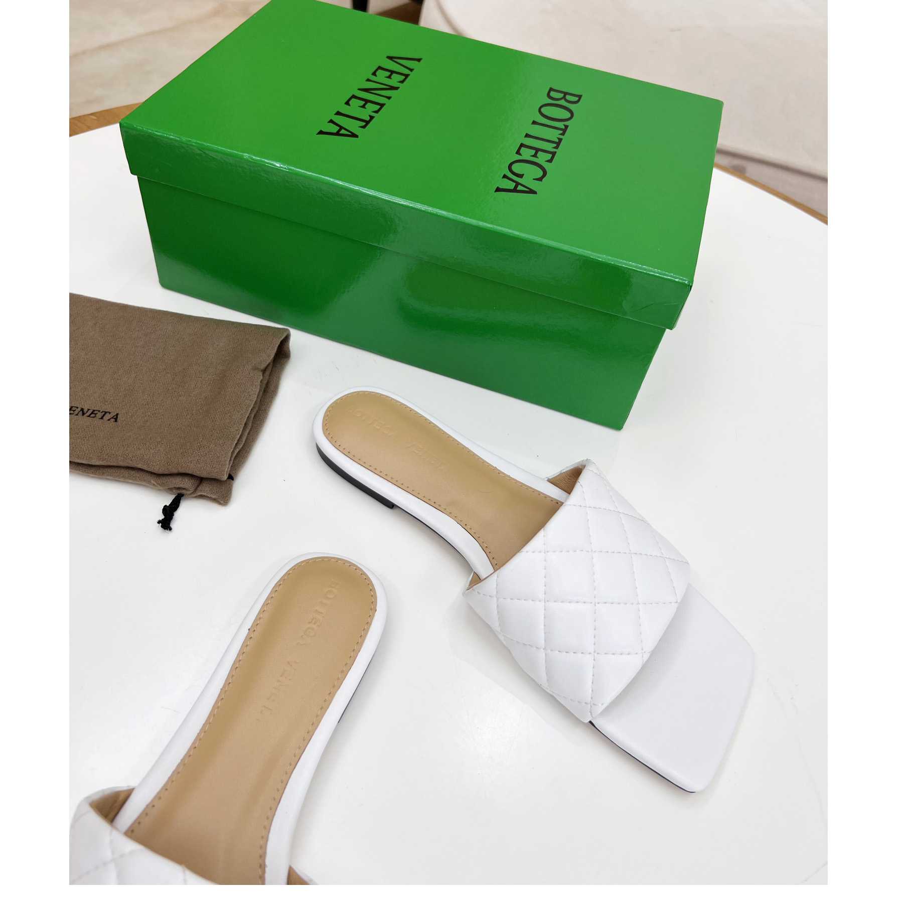 Bottega Veneta Padded Leather Sandals - EUR FASHION