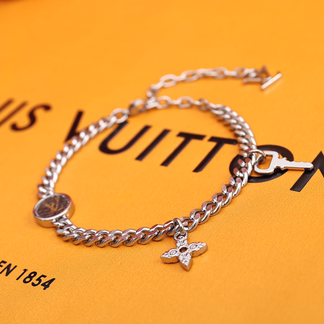 Louis Vuitton Monogram Lock Bracelet - EUR FASHION