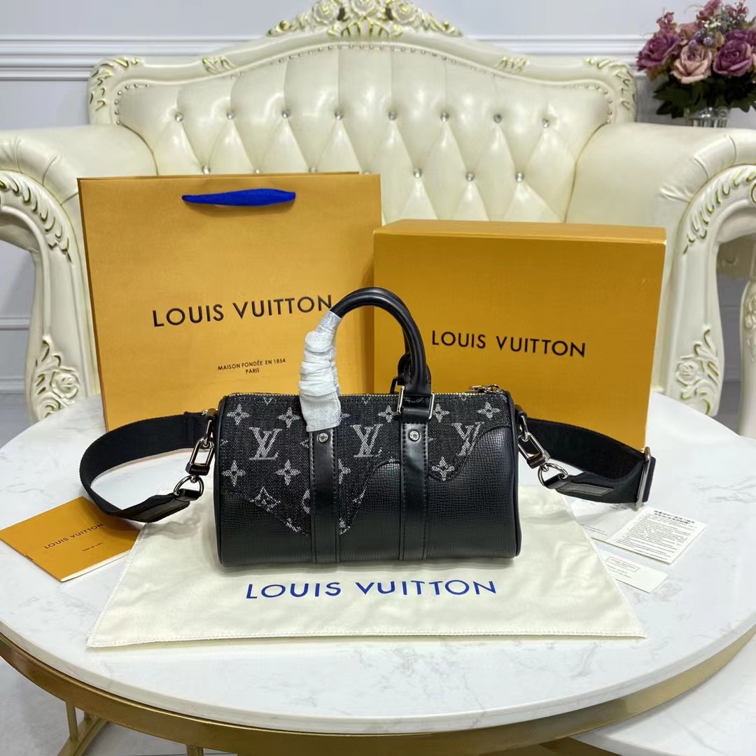 Louis Vuitton  Monogram Drip Handbag(21-12-9cm) - EUR FASHION