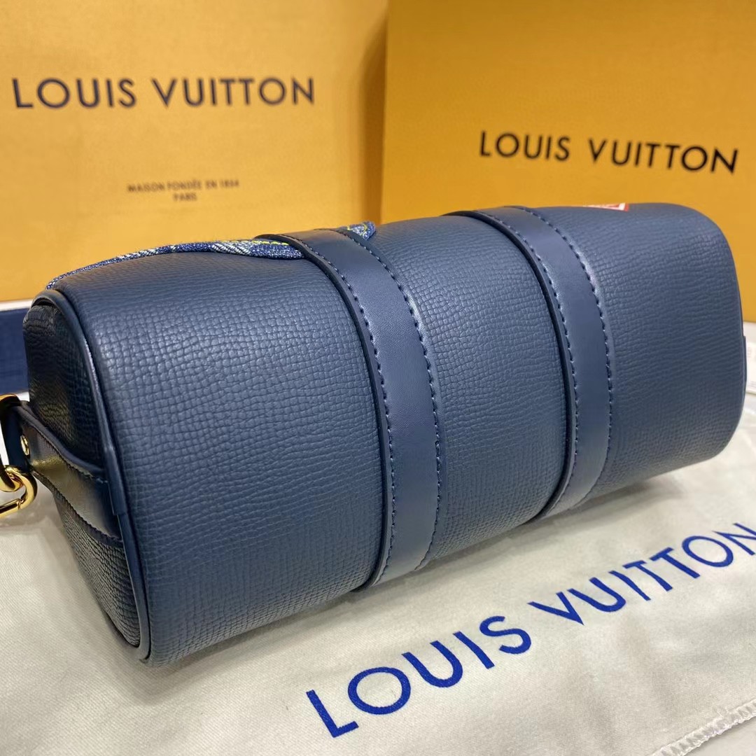 Louis Vuitton  Monogram Drip Handbag(21-12-9cm) - EUR FASHION