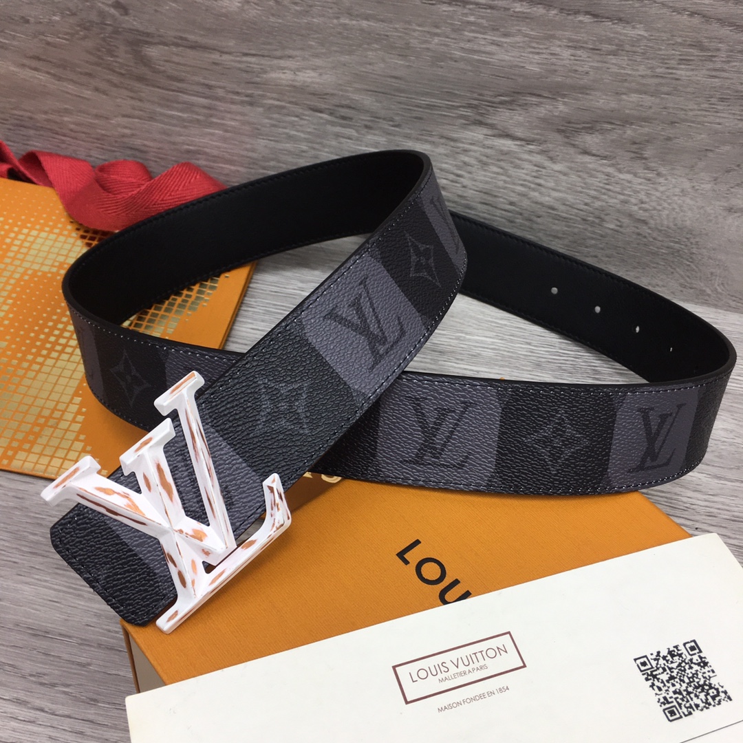 Louis Vuitton Squared LV 40mm Belt - EUR FASHION