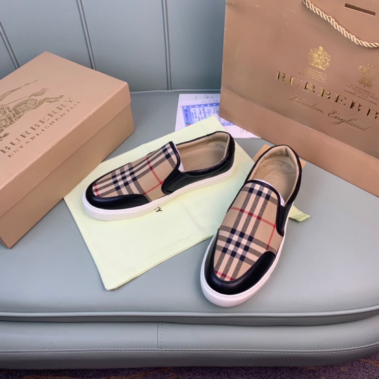 Burberry Vintage Check Loafers   - EUR FASHION