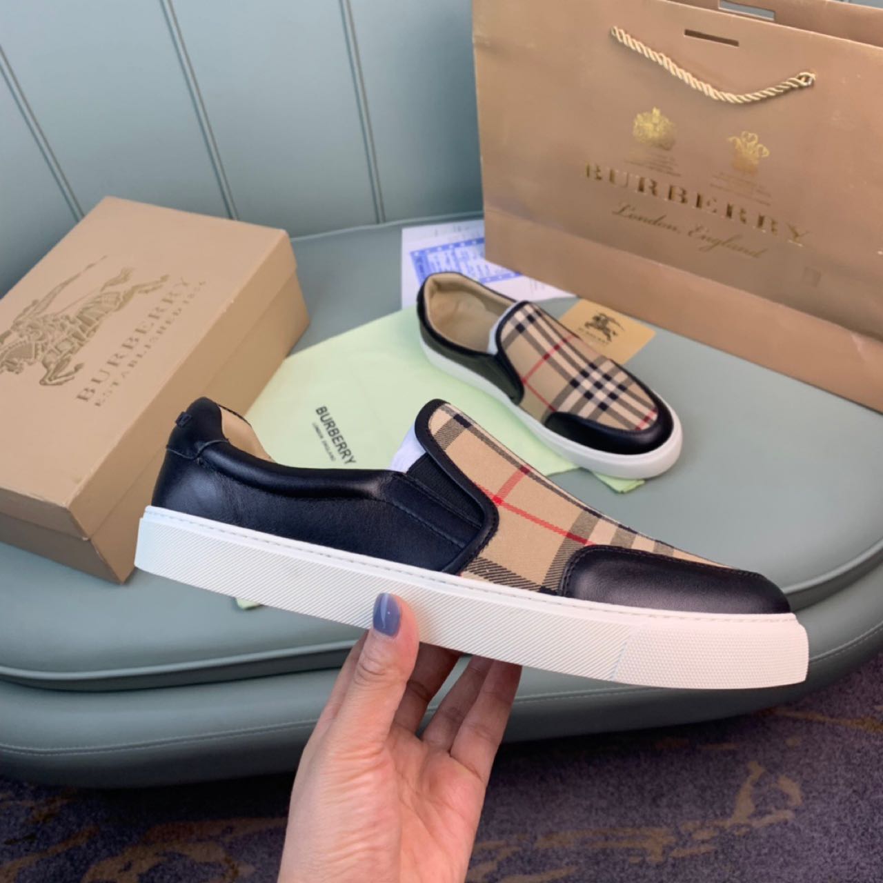 Burberry Vintage Check Loafers   - EUR FASHION