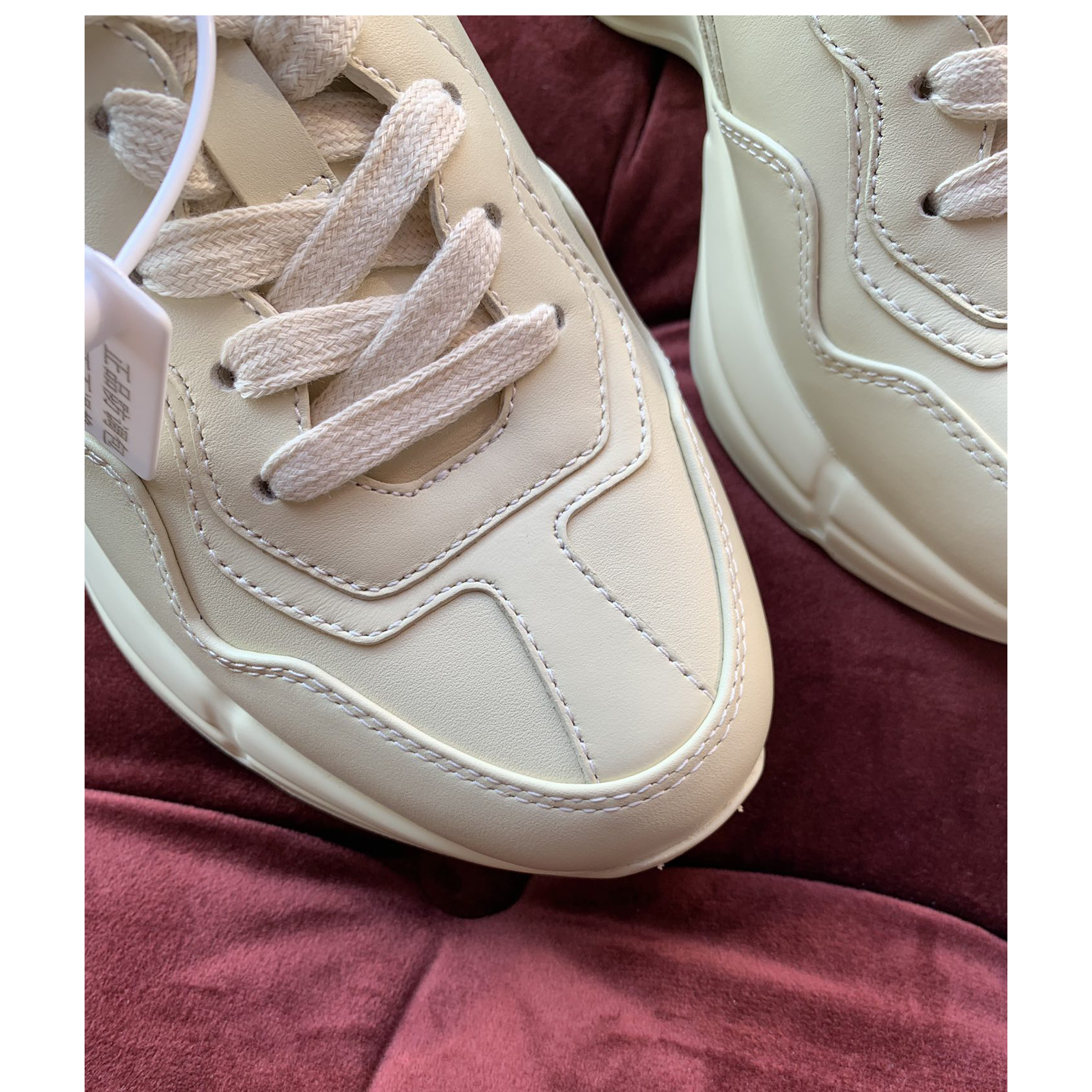 Gucci Men's Rhyton Sneaker In White - EUR FASHION