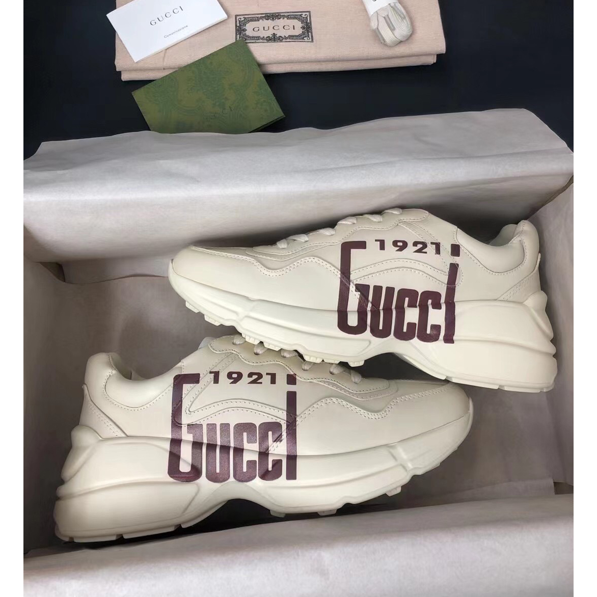 Gucci Men's Rhyton Sneaker In White - EUR FASHION