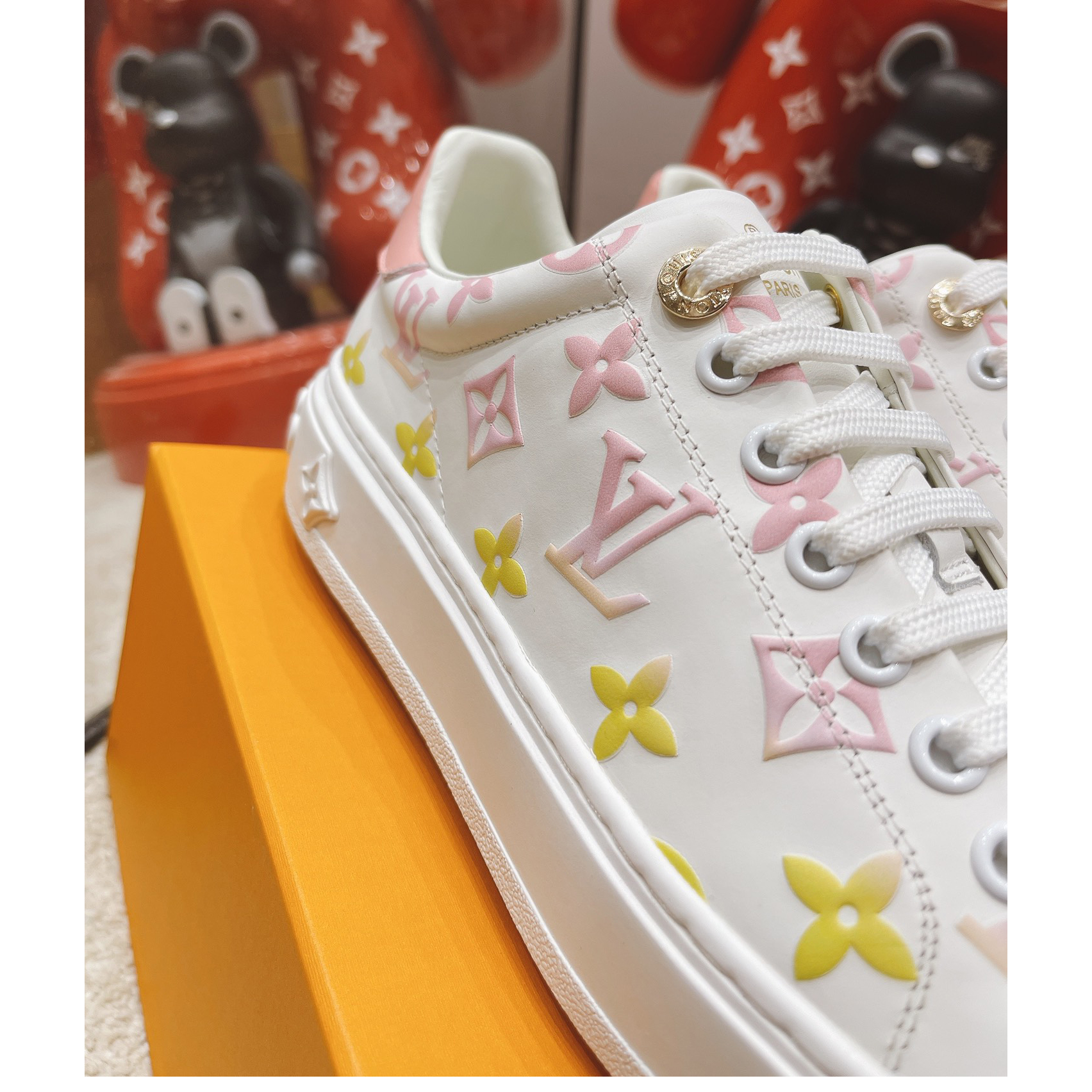 Louis Vuitton Monogram Sneaker - EUR FASHION