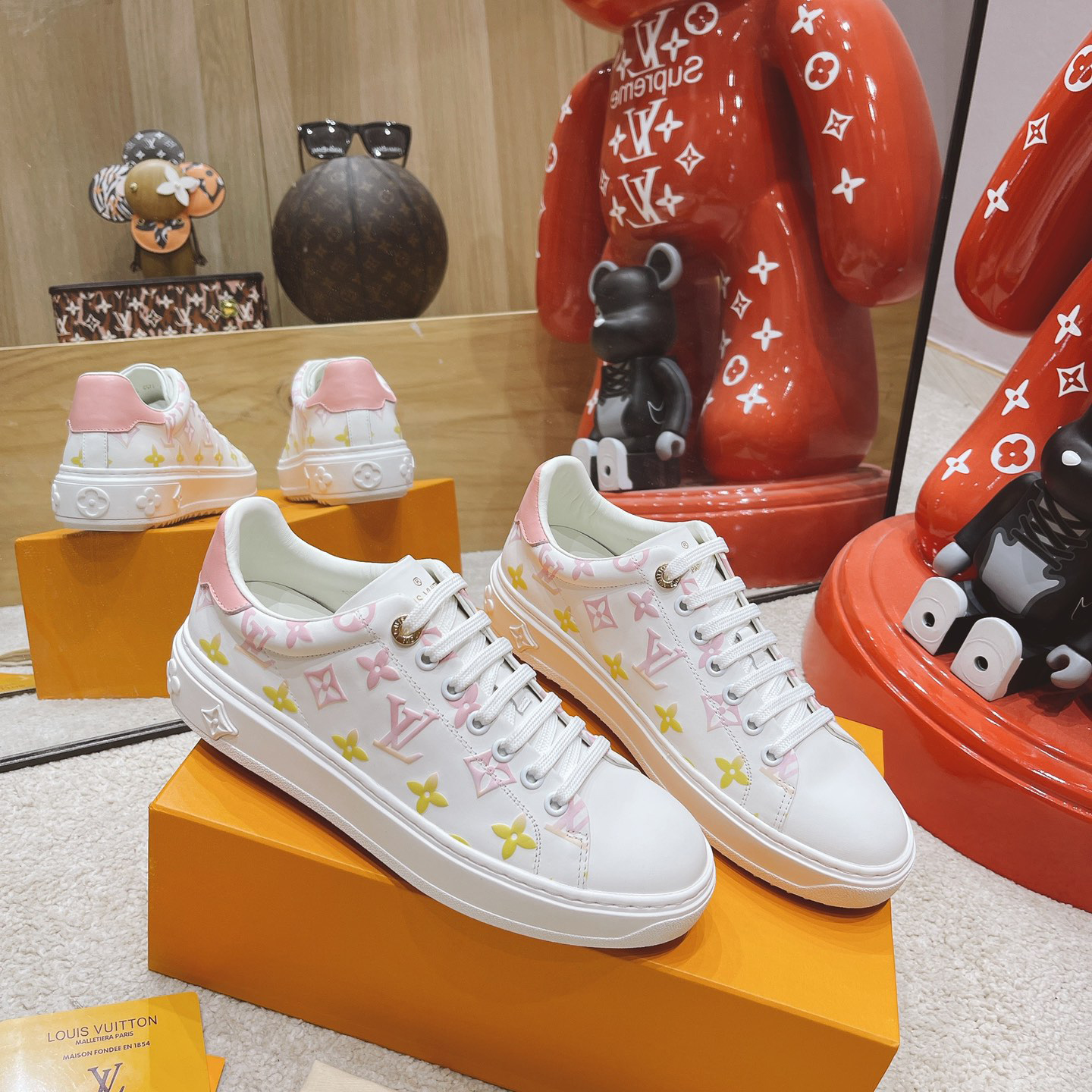 Louis Vuitton Monogram Sneaker - EUR FASHION