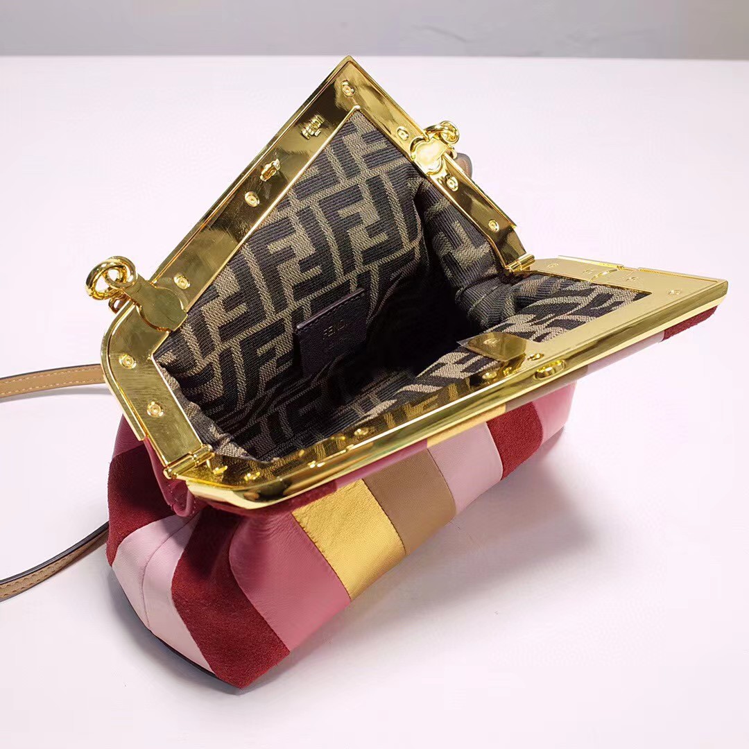 Fendi First Handbag（26-18-9.5cm） - EUR FASHION