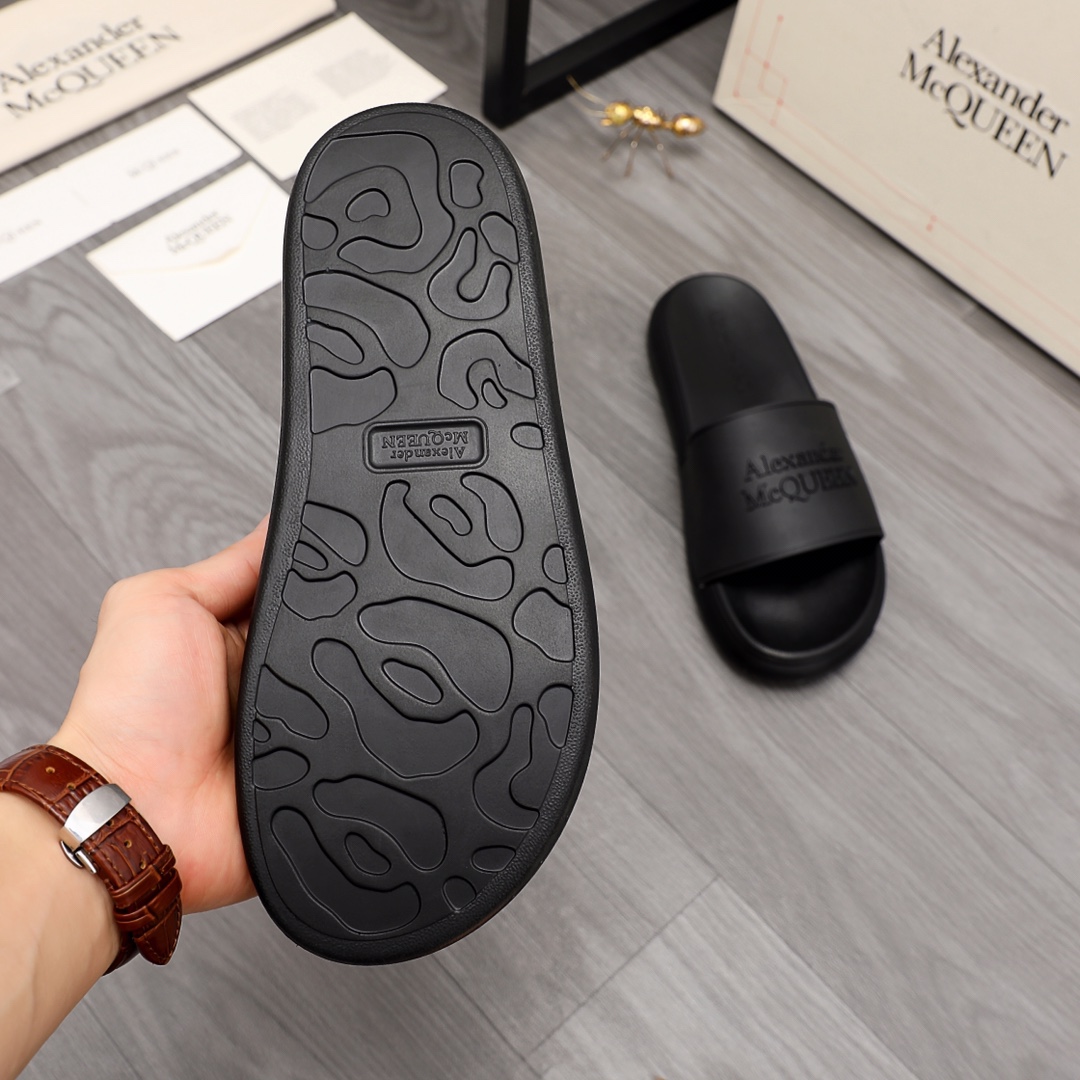 Alexander Mqueen Logo Slipper - EUR FASHION