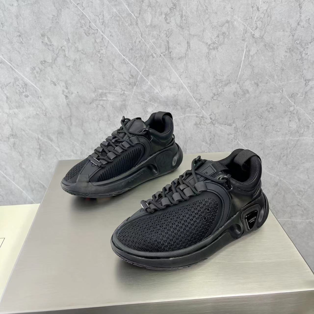 Balmain Bicolor Gummy Leather And Mesh B-Runner Sneakers - EUR FASHION